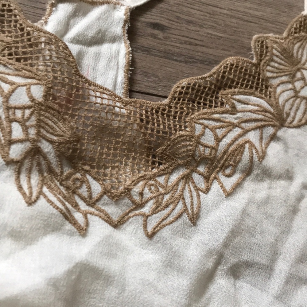 White and gold flowy top